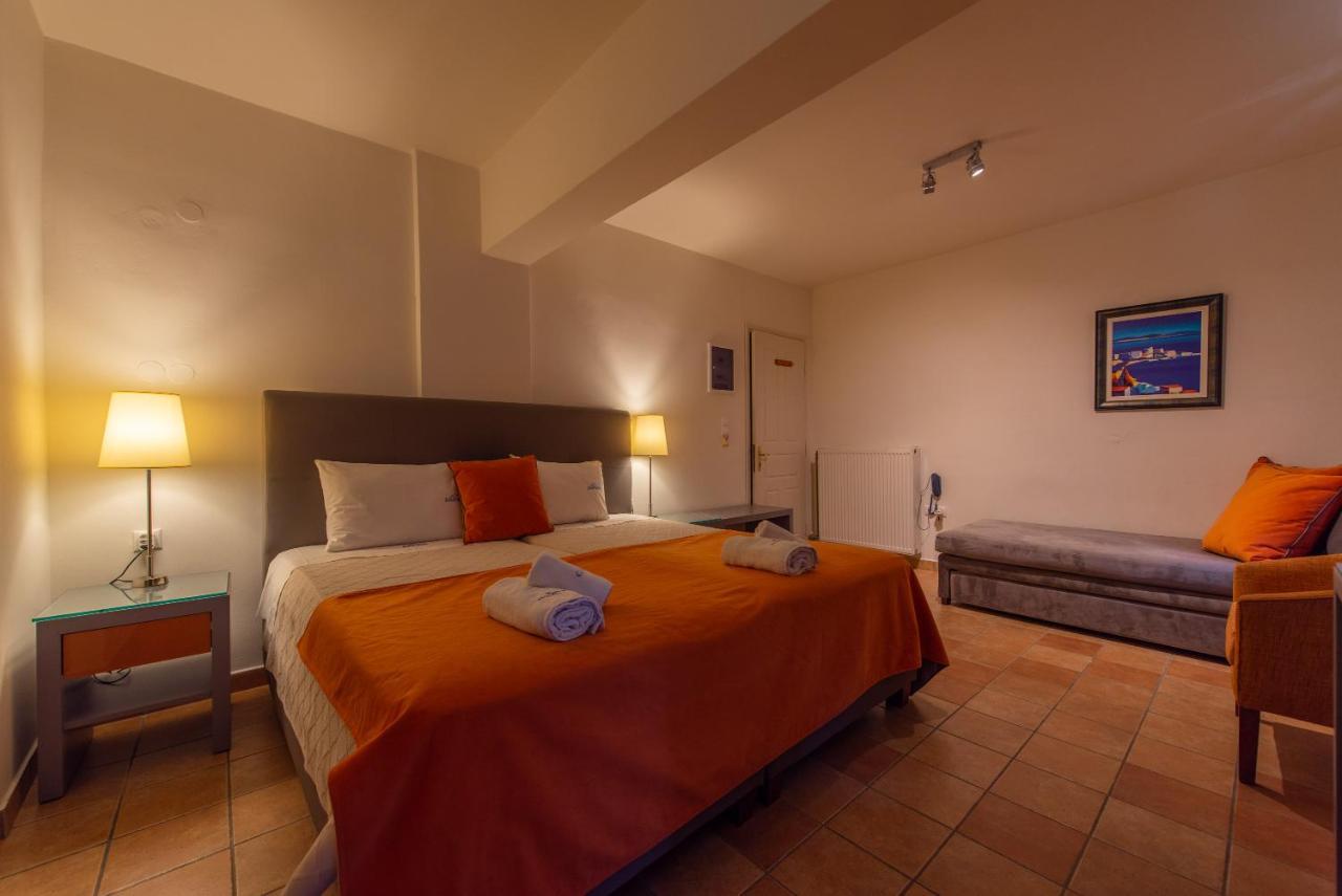 Kastro Maini Hotell Areópoli Eksteriør bilde